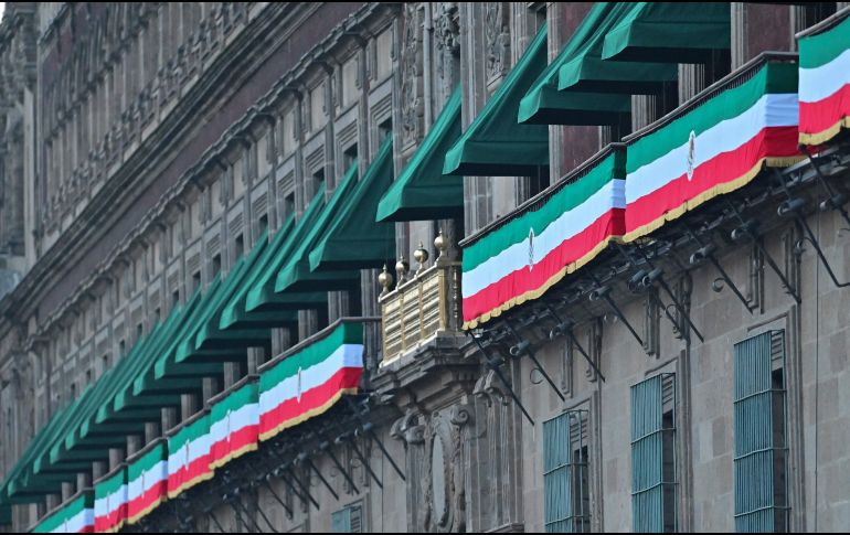 Desde muy temprano, mandatarios de la región estuvieron llegando a Palacio Nacional. AFP / P. Pardo