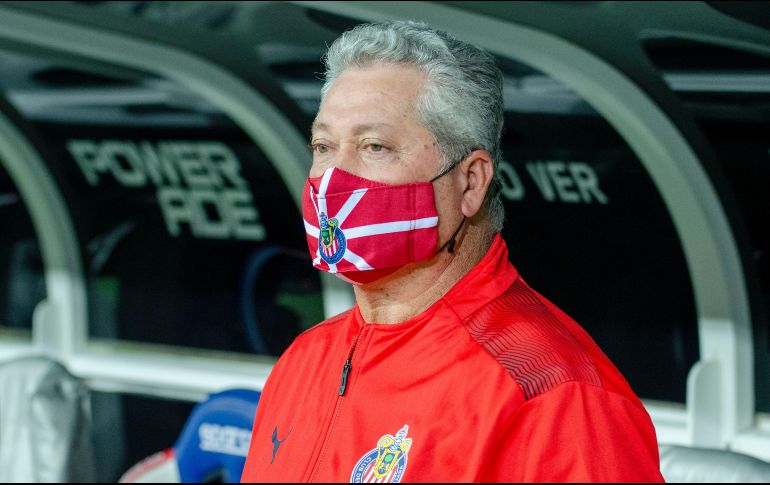 LO QUIEREN FUERA. El ambiente hostil para el timonel rojiblanco se manifestó en varias ocasiones. IMAGO7