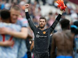 HÉROE. David De Gea detuvo un penal en los últimos segundos del partido. AFP/I. KINGTON
