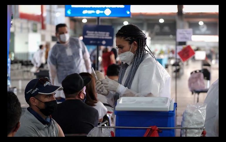 Invitan a las personas a acudir sólo 15 minutos antes de la hora señalada en su cita estatal. ESPECIAL/Salud Jalisco