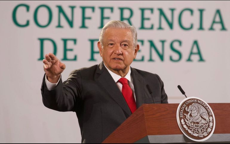 AMLO propuso a los integrantes de la CNTE que mantienen tomadas las vías del tren a que se trasladen a la Ciudad de México a cobrar su sueldo. SUN / G.Espinosa