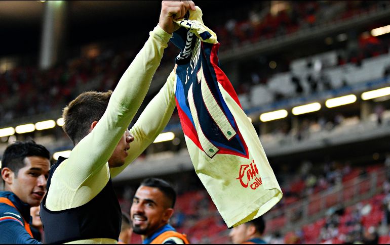 En su último clásico, el jugador americanista debutado por Michel Leaño marcó el 3-0 en favor de las Águilas y celebró de esta manera en el Estadio Akron. IMAGO7