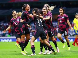 SE ARMÓ LA FIESTA. Triunfo mexicano para cerrar una histórica fiesta ante nueve mil 682 espectadores que se dieron cita en el Estadio Azteca. IMAGO7