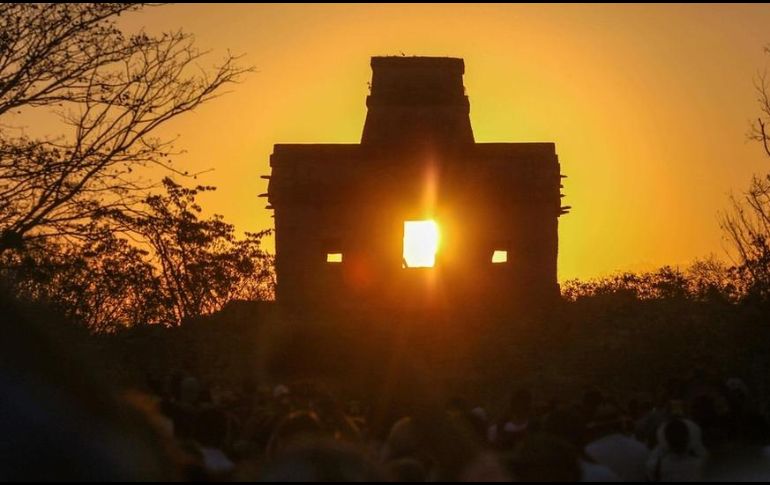 El equinoccio en el Templo de las Siete Muñecas, México. AFP