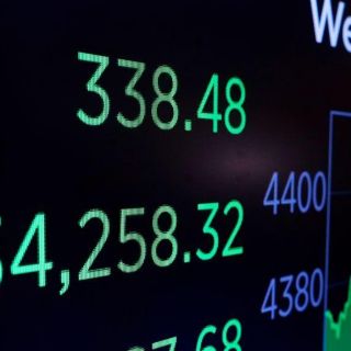 Wall Street cierra verde y el Dow Jones sube un 1 % tras reunión de la Fed