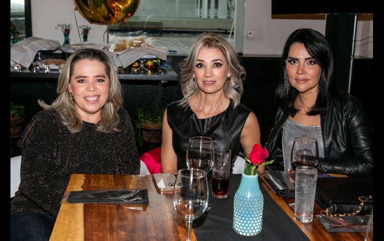 Paulina Corona, Edna Salcedo y Lupita Guerrero