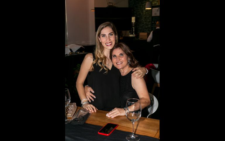 Ángela Baqueiro y Ana Luis Pontes