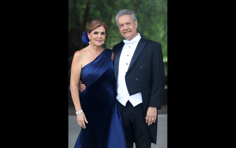 Carmen Lucia Guízar y Sergio Cornejo