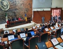 Minutos después de consumado el relevo, la Comisión sesionó para aprobar la convocatoria e iniciar el proceso para nombrar a una nueva integrante del TJAE. EL INFORMADOR / R. Rivas