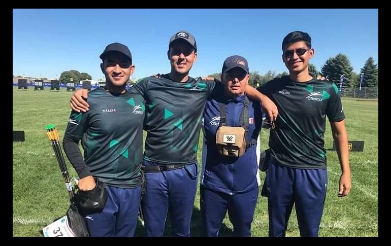 Esta plata se suma a la que ganó el equipo femenil de recurvo, este mismo día. TWITTER/@COM_Mexico