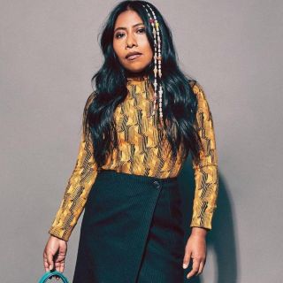 Yalitza Aparicio ahora es modelo de Prada y deslumbra con su look