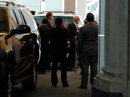 El presidente de la Asamblea Nacional de Venezuela, Jorge Rodríguez (2d), llega a la Ciudad de México. EFE/C. Ramírez