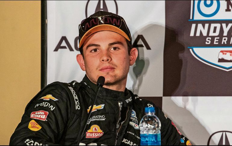 El piloto mexicano no quedó conforme con la organización del Gran Premio de Long Beach. EFE/J. Rojas