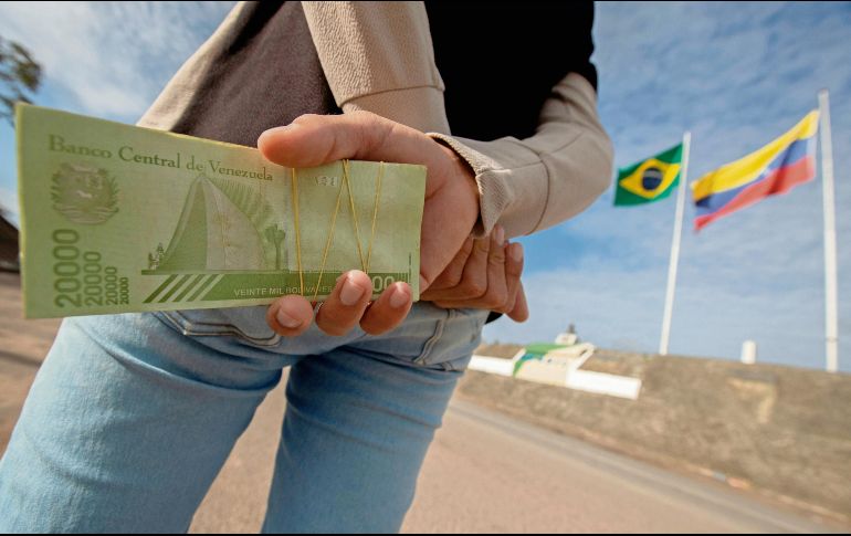 El gobierno venezolano busca ahorrar divisas. EFE/Archivo