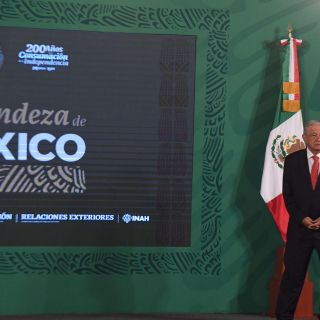 AMLO llama a seguir festejos de los 200 años de la consumación de Independencia