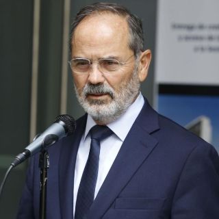 Cinco legisladores de diferentes partidos forman nueva bancada en el Senado