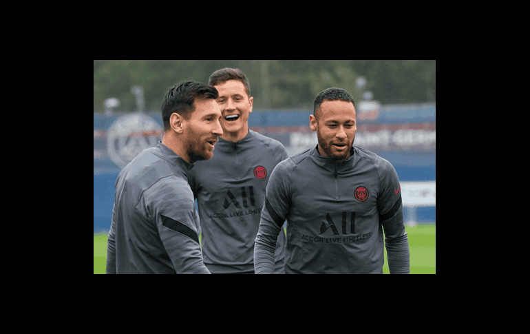 Messi. El astro argentino se recuperó de su lesión y podría aparecer ante los “Blue Sky”. AP