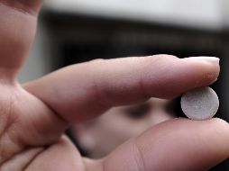 Pfizer empezó a desarrollar este medicamento, bautizado PF-07321332, en marzo de 2020 y lo está evaluando en combinación con ritonavir, que ya se usa contra el virus del sida. EFE / ARCHIVO