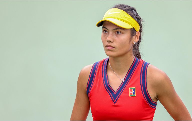 REVALIDAR. Raducanu y la otra sensación del US Open, la canadiense Leylah Fernandez, intentarán confirmar que sopla un nuevo viento en el circuito femenino. AFP/ELSA