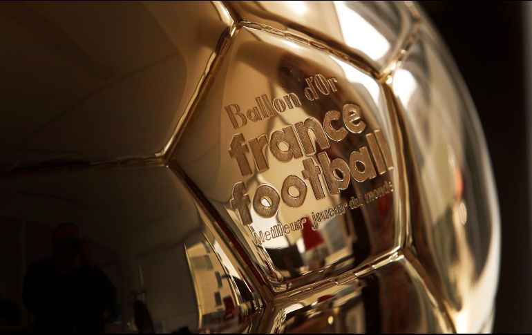 El 8 de octubre se anunciarán los 30 futbolistas que optarán al premio, elegidos según el voto de 180 periodistas de todo el mundo. AFP / ARCHIVO