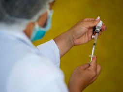 En la próxima ronda de distribución de vacunas de COVAX serán usadas cerca de 120 millones de dosis para los países que tienen menos del 10% de su población inmunizada. EFE/R. Peña