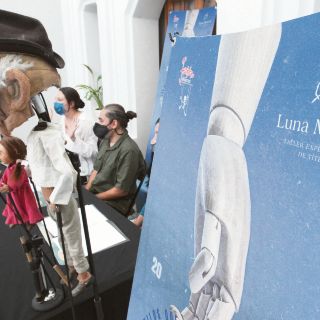 Veinte años de darle vida a los títeres