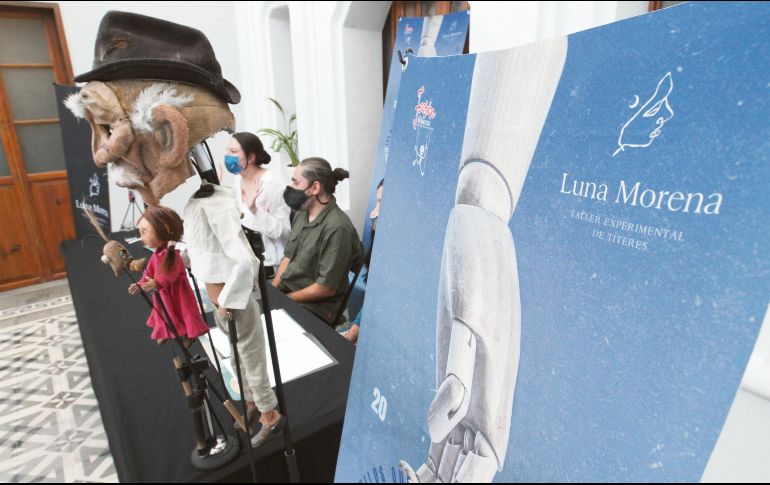 Al frente. La compañía fue fundada por Miguel Ángel Gutiérrez (director) y Ana Zatarain (codirectora y administradora). El Informador/ A. Camacho