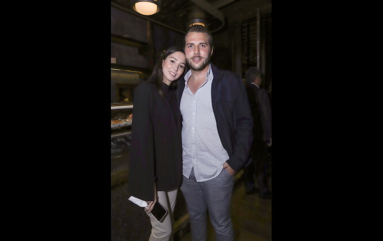 Emma Carlon y Juan Pablo Schoeneck. GENTE BIEN JALISCO/ CLAUDIO JIMENO