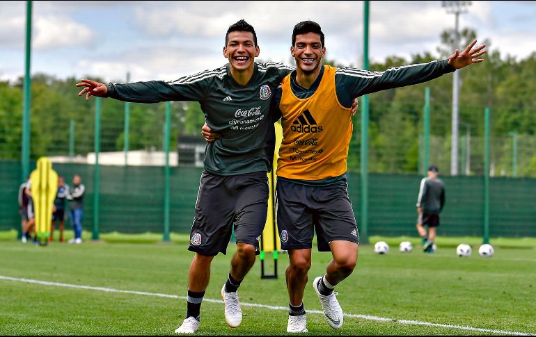 SONRÍE EL TRI. Raúl Jiménez y el 