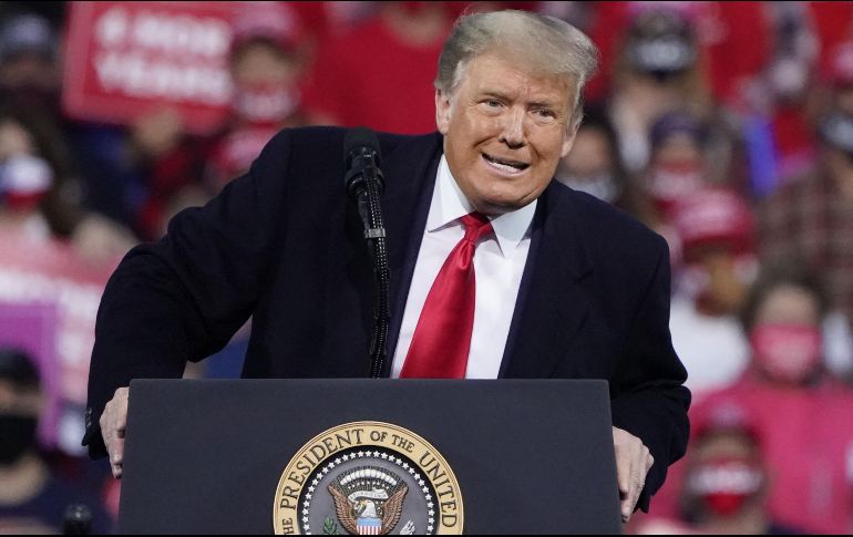 Trump es recordado por mostrar su molestia de manera pública a través de ataques, provocaciones, censura y descalificaciones a periodistas, políticos y, en general, a adversarios políticos durante su gobierno. AP / ARCHIVO