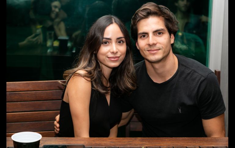 Karem Ballesteros y Daniel Obregón