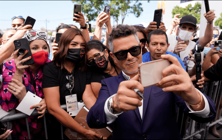 La estrella de Sanz se convierte en la 2 mil 703 en ser entregada. AP/C. Pizzello