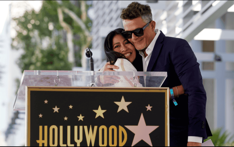 La estrella de Sanz se convierte en la 2 mil 703 en ser entregada. AP/C. Pizzello