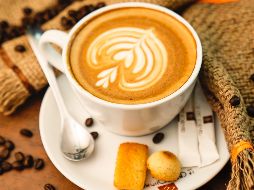 Celebra el Día Internacional del Café con tu café favorito. ESPECIAL/Photo by Guy Basabose on Unsplash.