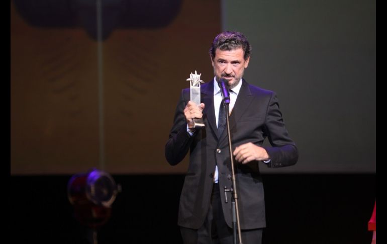 A la ceremonia asistieron autoridades como Ricardo Villanueva, rector de la UdeG; Pablo Lemus, presidente municipal de Guadalajara, y Juan José Frangie, presidente municipal de Zapopan. EL INFORMADOR/A. Camacho