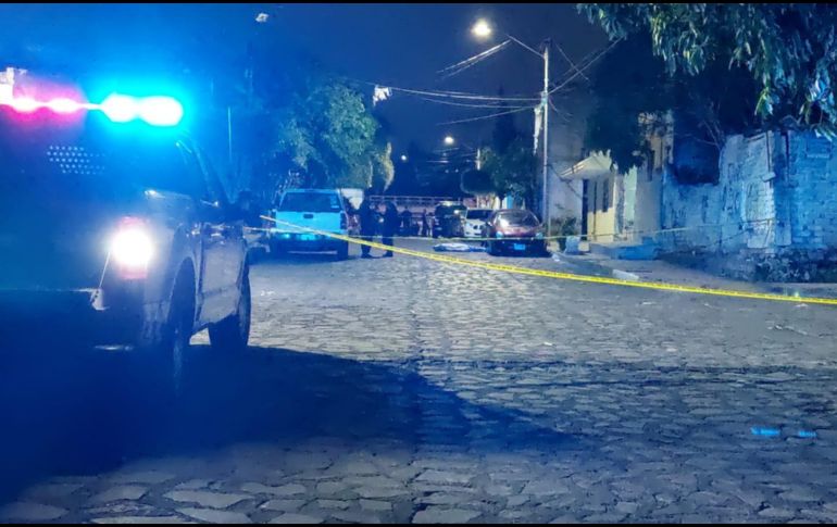 Un hombre de entre 45 y 50 años fue baleado mientras cenaba en un puesto de tacos, herido fue llevado a su casa, donde murió. ESPECIAL