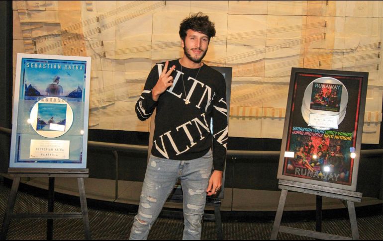 El cantante participará en la producción 