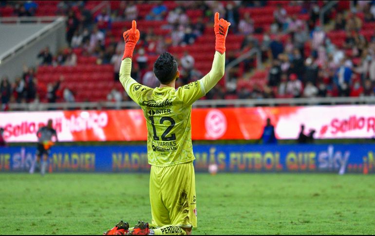 En esta ocasión el juego no se detuvo tras las ofensas de la afición. IMAGO7/S. Bautista