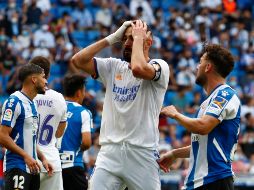 MAL PASO. Pese al gol de Karim Benzema, el Madrid ya no pudo remontar. AP/J. MONFORT