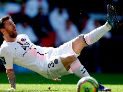 PRIMERA CAÍDA. Con Lionel Messi como titular, ayer el  París Saint-Germain tuvo una caída en su visita al Stade Rennais, pero se mantiene como líder del futbol francés. EFE