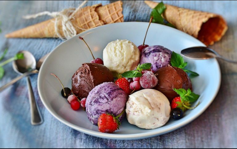 Las nieves mexicanas son un refrescante postre en cualquier lugar del país. ESPECIAL/Imagen de RitaE en Pixabay.