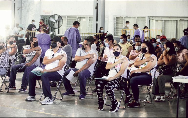 AUDITORIO BENITO JUÁREZ. Es el macromódulo que habilitaron las autoridades para vacunar a miles de personas con cita al día. EL INFORMADOR}7 G. GALLO