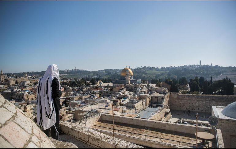 La Autoridad de Antigüedades de Israel dijo que hallaron el baño de piedra caliza lisa tallada en una cabina rectangular que formaba parte de una gran mansión con vista a lo que es hoy la Ciudad Vieja. XINHUA / ARCHIVO