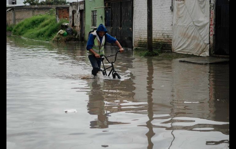 Habitantes exigen a las autoridades soluciones a largo plazo, pues el que les den dinero para menaje no es una opción. EL INFORMADOR/G. Gallo