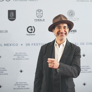Bruno Bichir graba un mensaje postapocalíptico