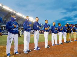De estreno. Los caporales presentaron también una nueva indumentaria. Charros de Jalisco