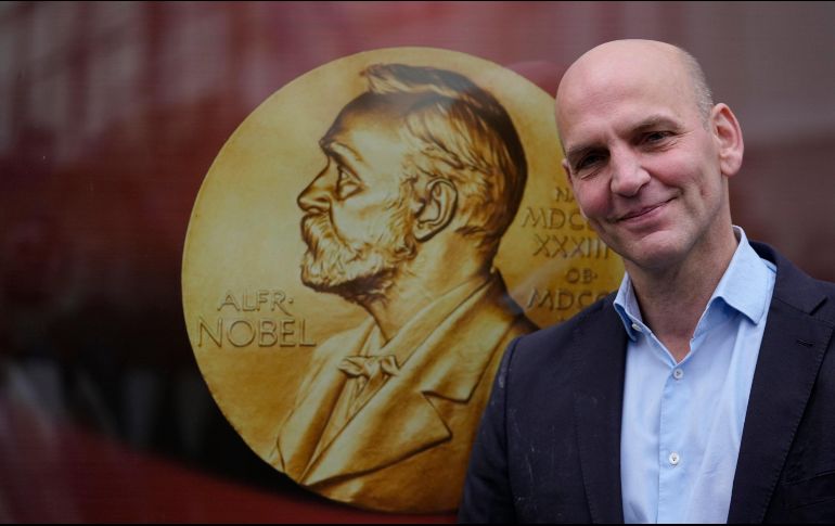 Los galardonados con el Premio Nobel reciben una medalla de oro y 10 millones de coronas suecas (más de 1,14 millones de dólares). AP / M. MEISSNER