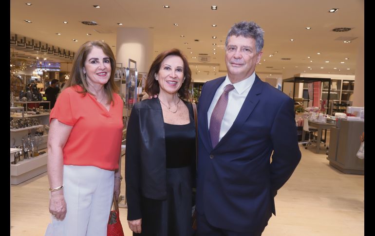 Marifer Lomelín, Minerva Ruelas y Juan Miguel Gandoulf GENTE BIEN JALISCO/CLAUDIO JIMENO