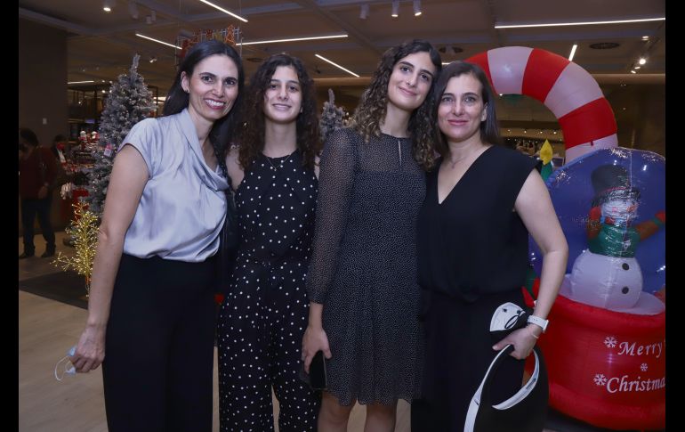 Isabel Rivas, Natalia Gandoulf, Jimena Gandoulf y Odette Garcin GENTE BIEN JALISCO/CLAUDIO JIMENO