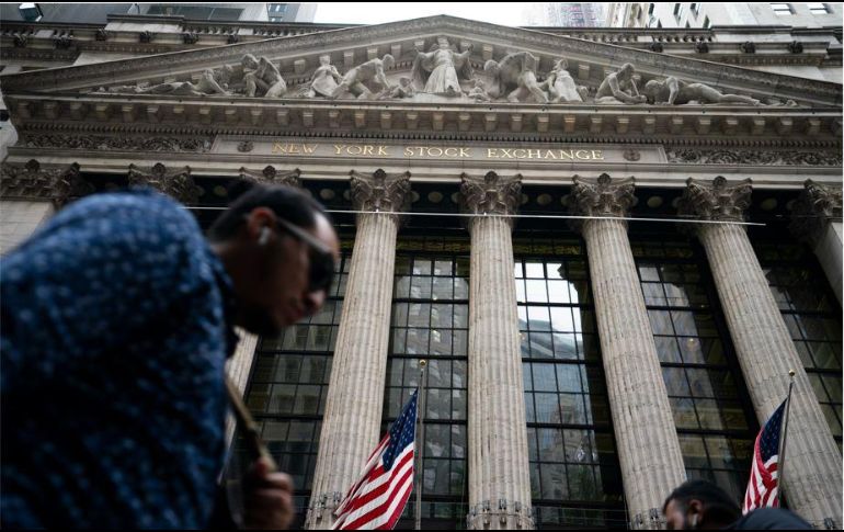 Las pérdidas fueron predominantes en los sectores. AP/ J. Minchillo